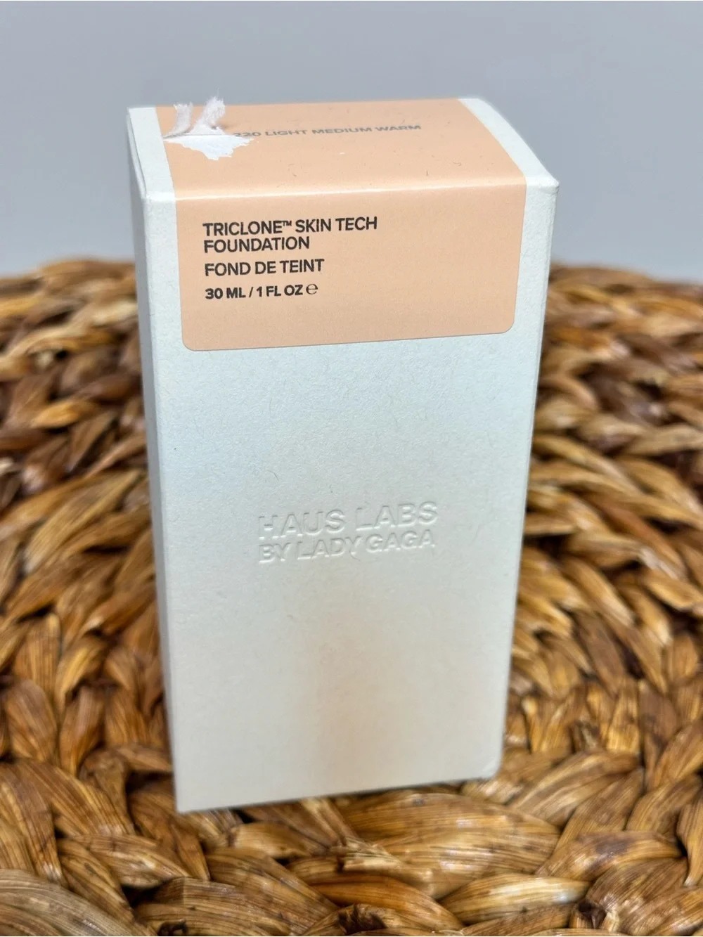 NWT Haus Lab 220 Triclone Skin Tech Foundation Light Medium Warm